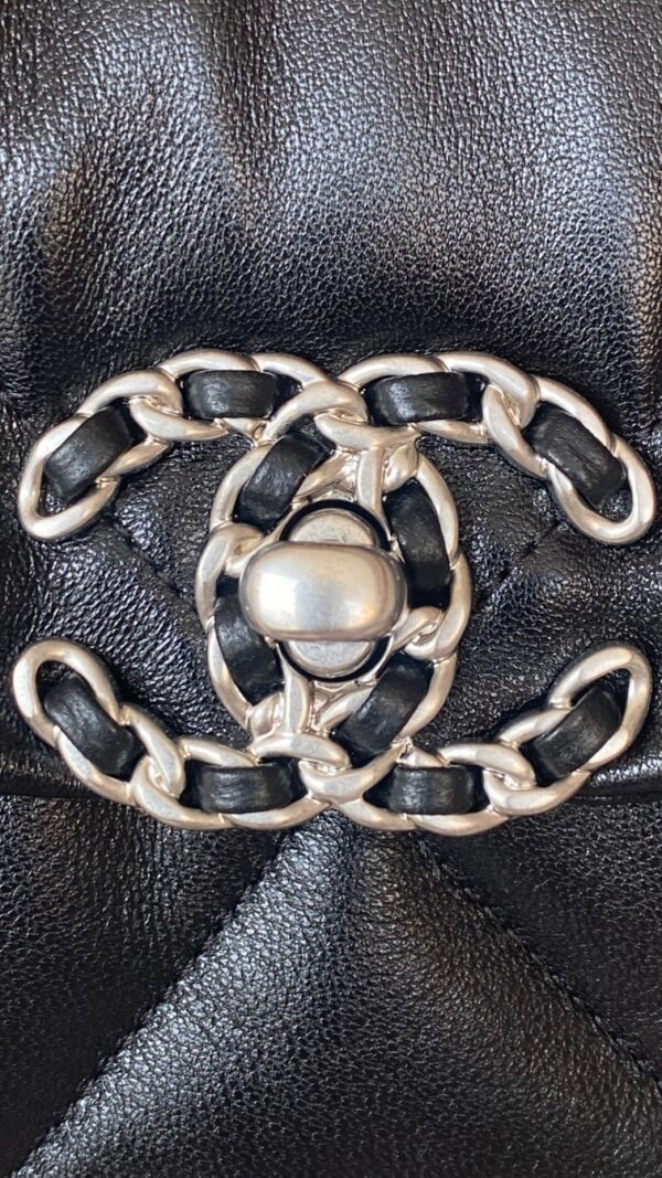 CHANEL 19 HANDBAG