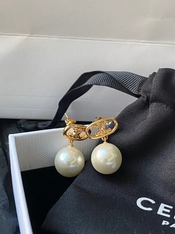 CELINE Pearl Earrings