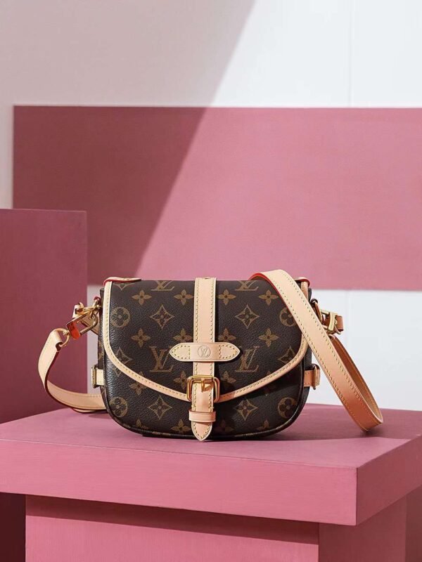 LOUIS VUITTON Saumur BB M46740