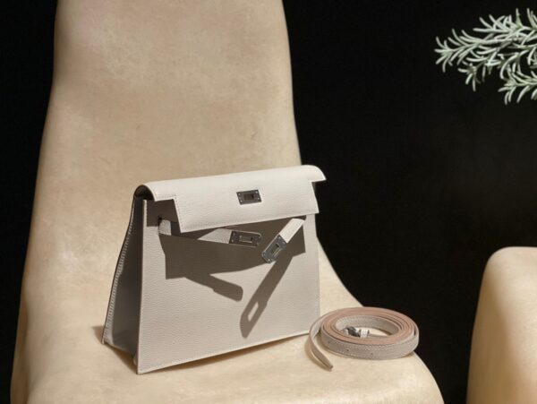 HERMES Kelly Danse Color80 Evercolor leather