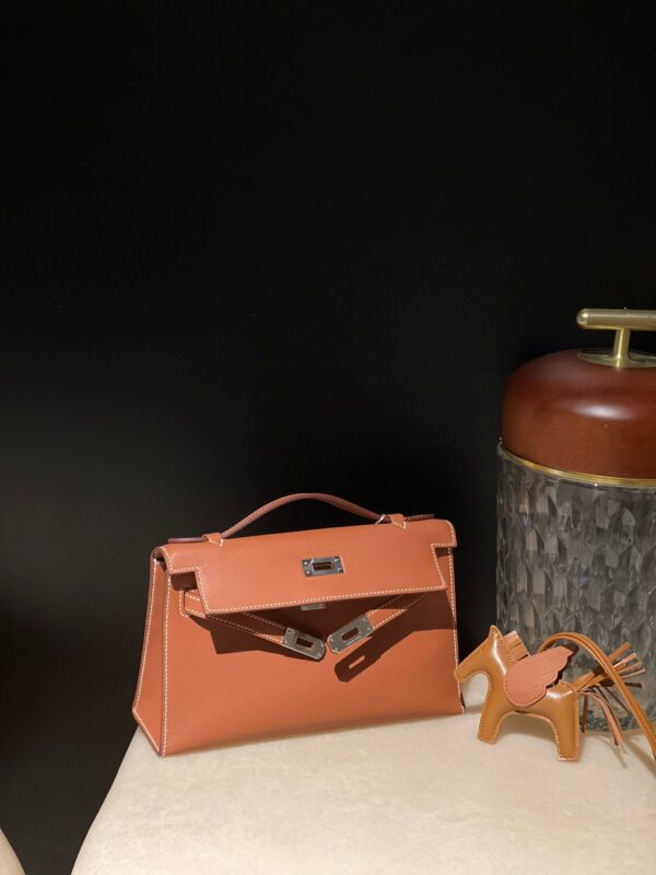 HERMES Kelly Pochette Color37 Swift leather