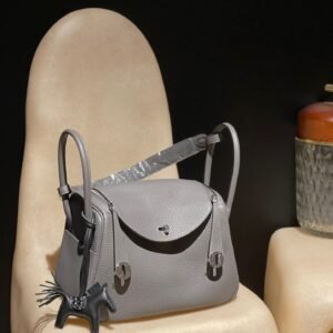 HERMES Lindy 26 Color:0L Clemence leather