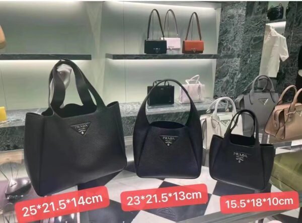 PRADA Leather Tote Bag 1BG335