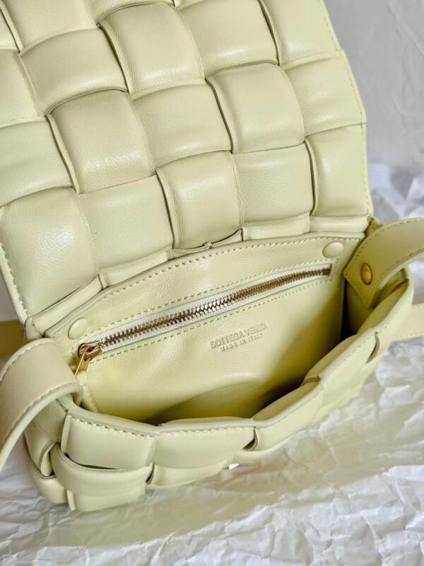 BOTTEGA VENETA Cassette Crossbody Bag