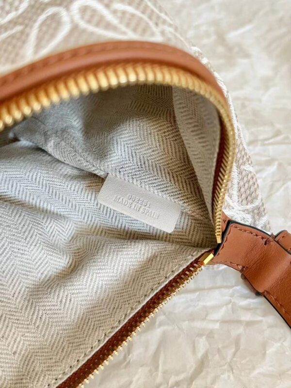 LOEWE Small Cubi Bag