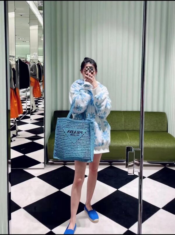 PRADA Crochet Tote Bag 1BG393