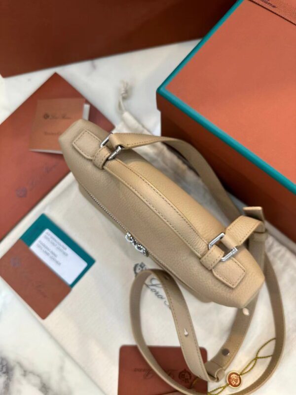 Loro Piana Extra Pocket L19/L27