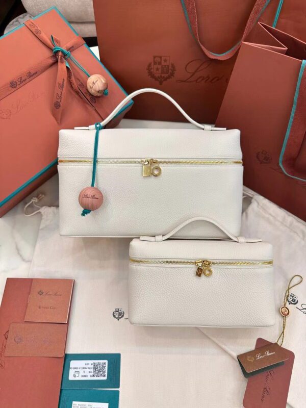 Loro Piana Extra Pocket L19/L27