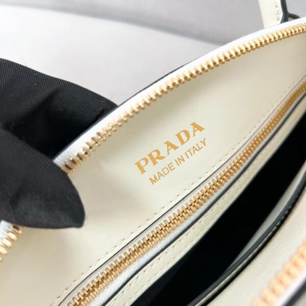 PRADA Small Leather Handbag 1BA427