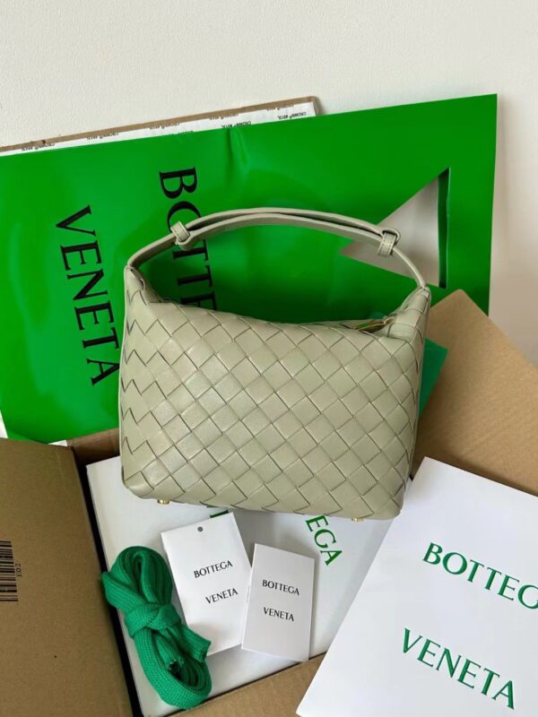 BOTTEGA VENETA Mini Wallace