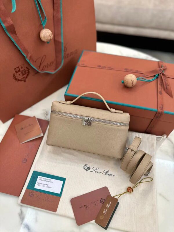 Loro Piana Extra Pocket L19/L27