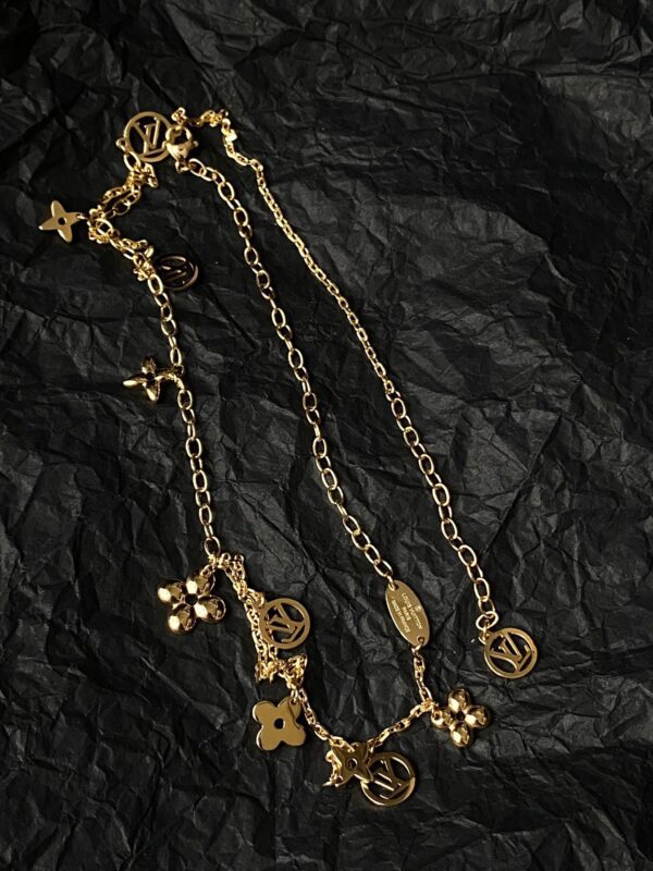 LV Blooming Necklace