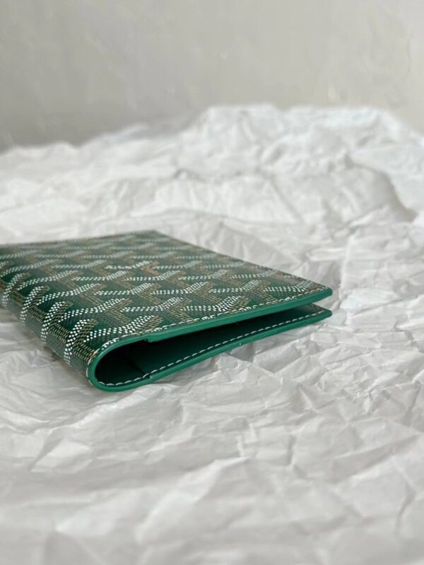 GOYARD Vertical Wallet