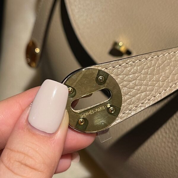 HERMES Lindy 26 Color81 Clemence leather