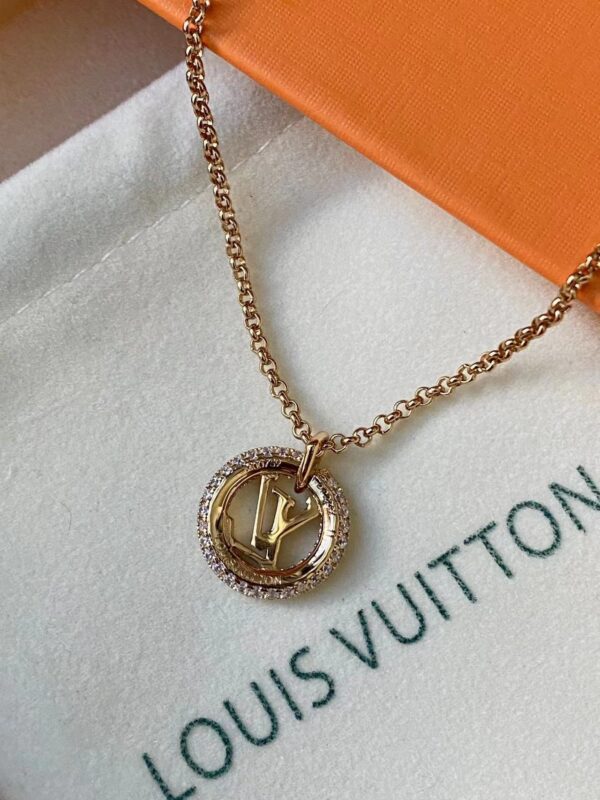 LV Louis By Night Necklace