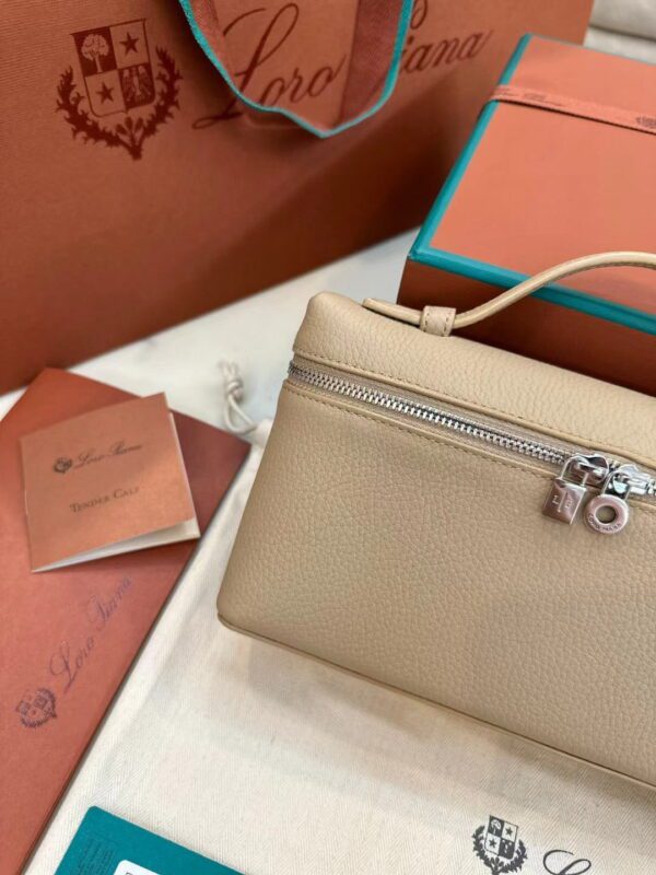 Loro Piana Extra Pocket L19/L27