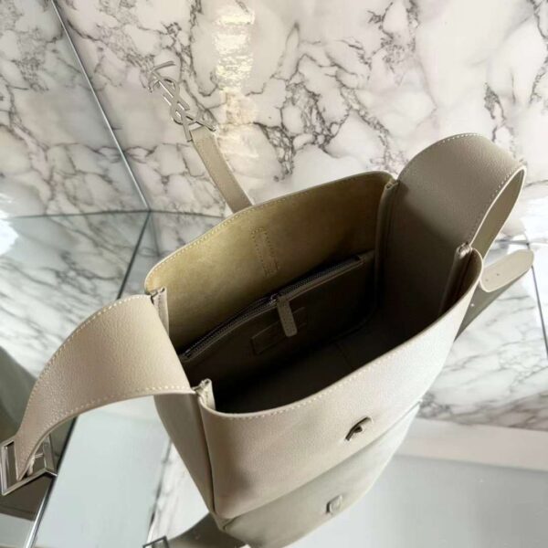 YSL LE 5 À 7 Hobo Bag