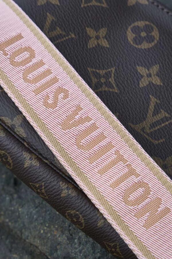 LV MULTI POCHETTE ACCESSOIRES Bag M44813/44840