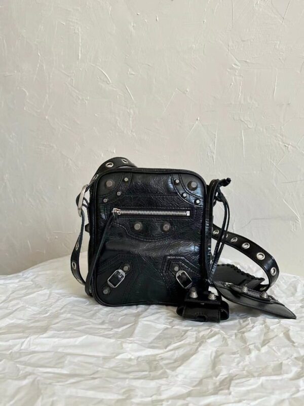 BALENCIAGA Le Cagole Camera Bag