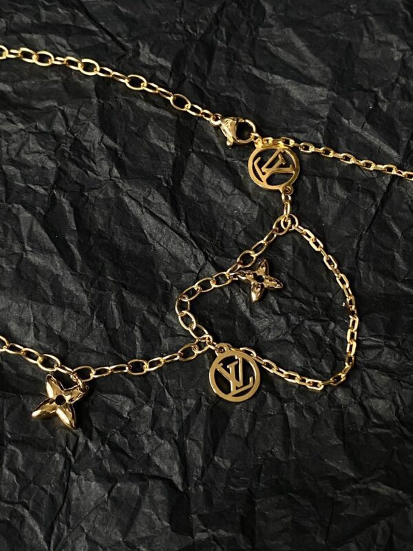 LV Blooming Necklace