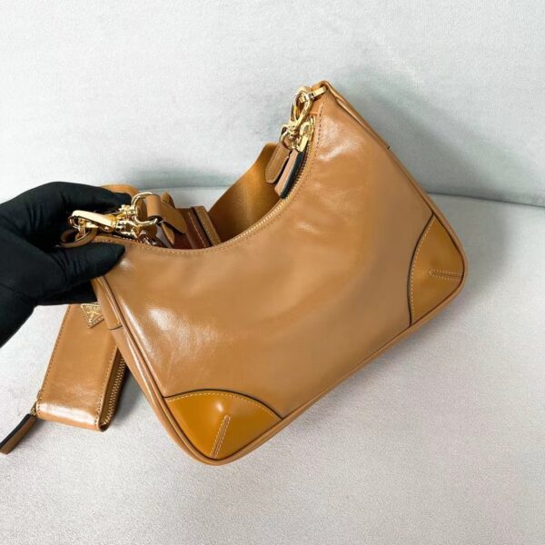 PRADA Re-Edition 2005 Leather Bag 1BH204