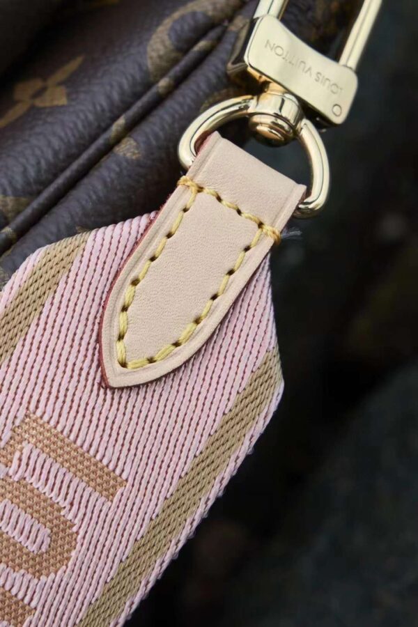 LV MULTI POCHETTE ACCESSOIRES Bag M44813/44840