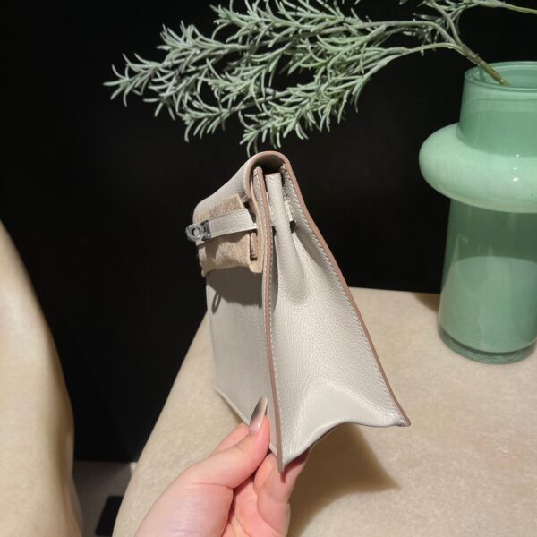 HERMES Kelly Danse Color80 Evercolor leather