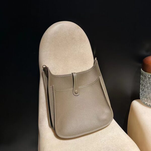 HERMES Evelyne 29 Color18 Clemence leather