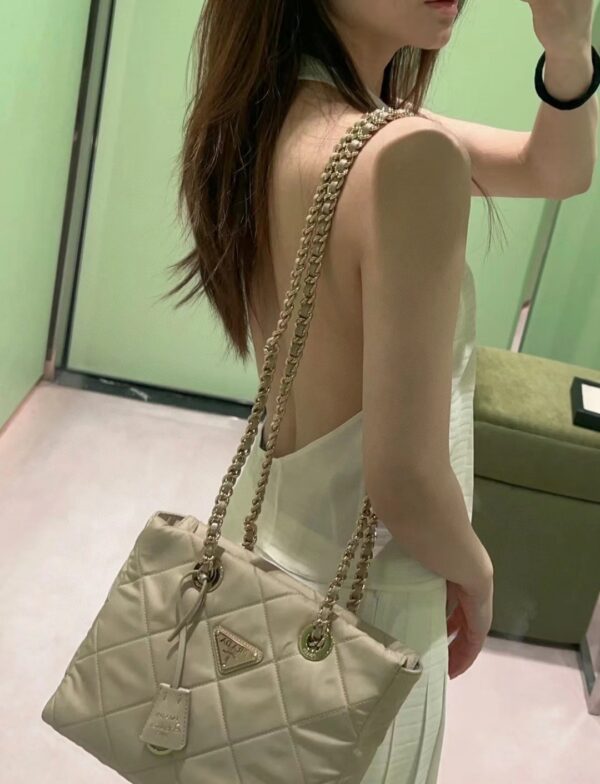 PRADA Re-Edition 1995 Bag 1BG468