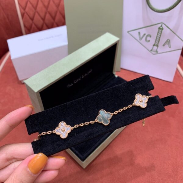 Van Cleef & Arpels Alhambra Bracelet, 5 motifs
