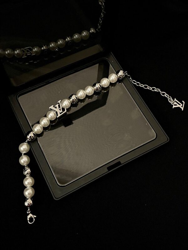 LV Pearl Bracelet