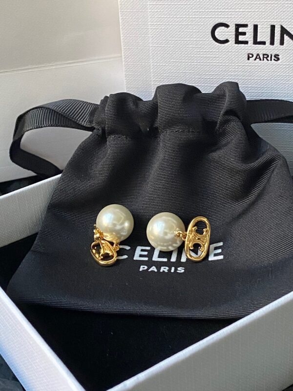 CELINE Pearl Earrings