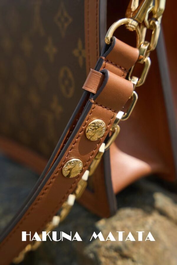 LOUIS VUITTON DAUPHINE M45958