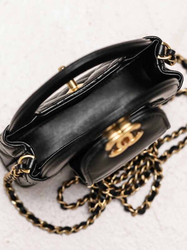 CHANEL 23K Clutch With Chain(Mini)