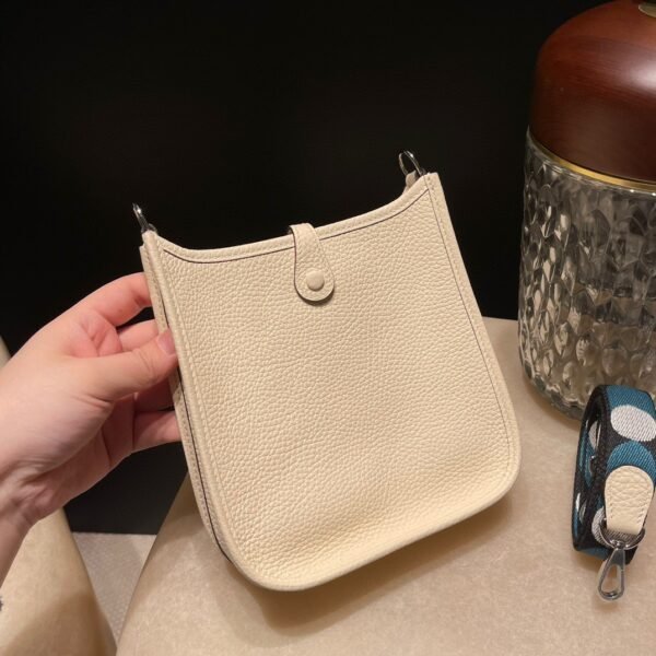 HERMES Mini Evelyne Color:I2 Clemence leather