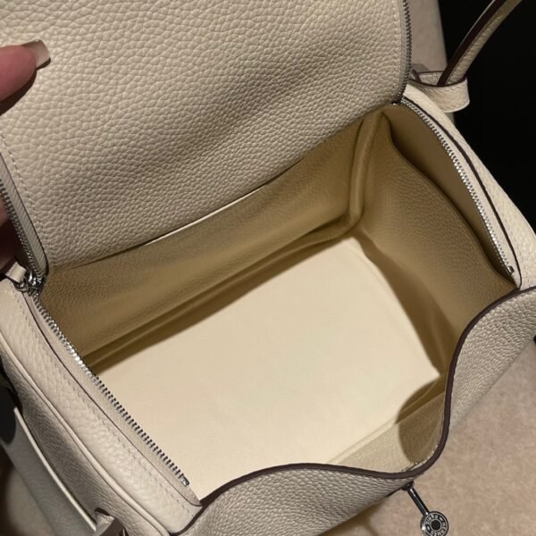 HERMES Lindy 26 Color:I2 Clemence leather