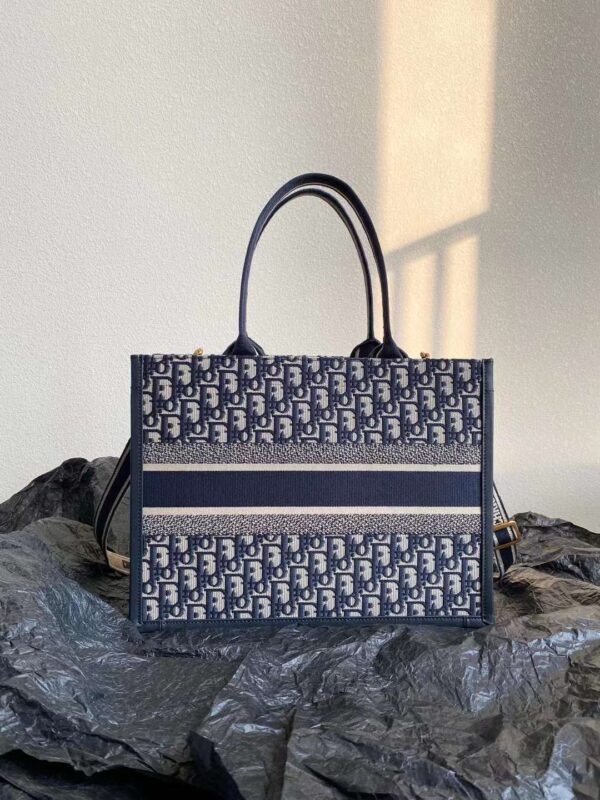 Medium Dior Book Tote