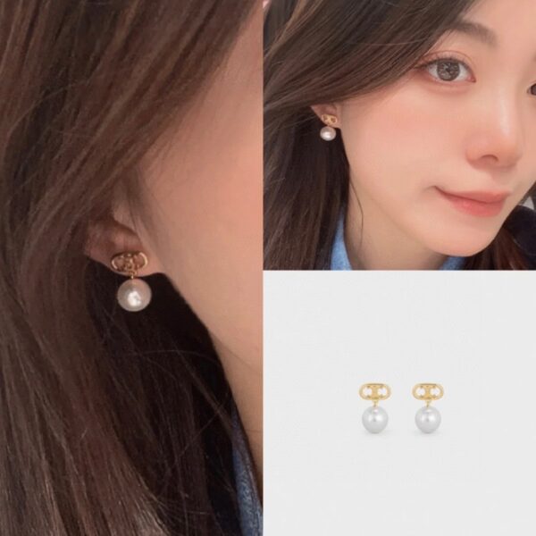 CELINE Pearl Earrings