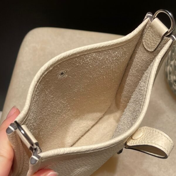 HERMES Mini Evelyne Color:I2 Clemence leather
