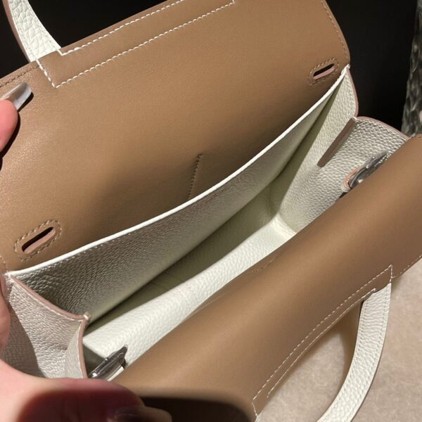 HERMES Halzan 25 Color:0T+D0 Clemence leather