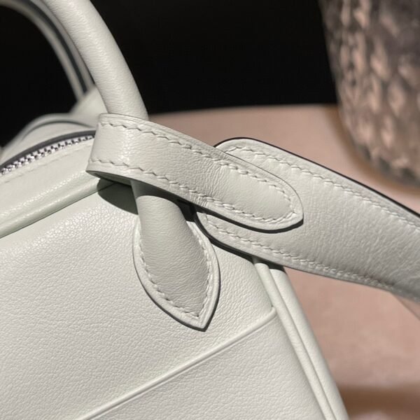 HERMES Mini Lindy Color:0S Swift leather
