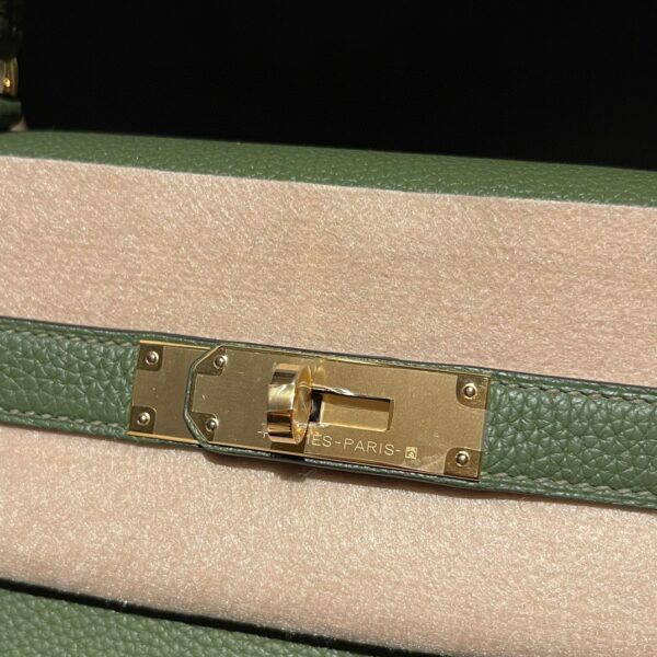 HERMES Kelly 28 Color:V6 Togo leather