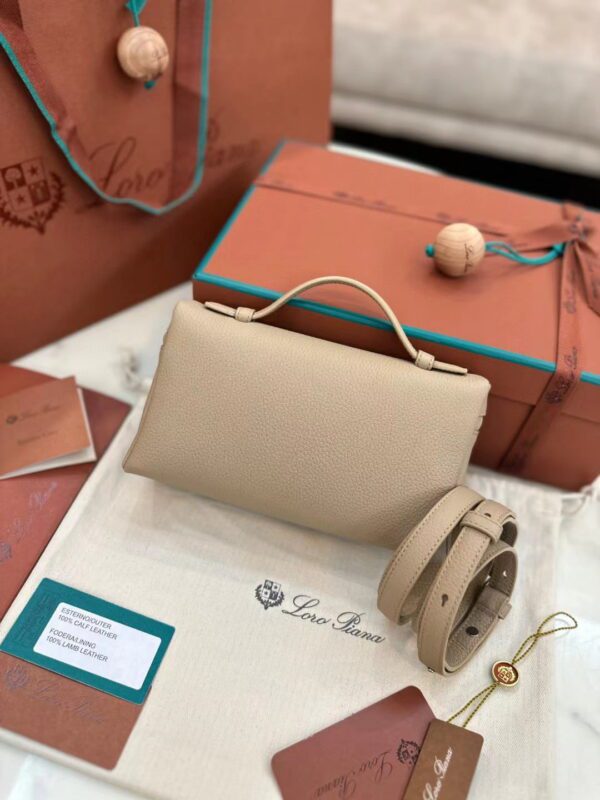 Loro Piana Extra Pocket L19/L27