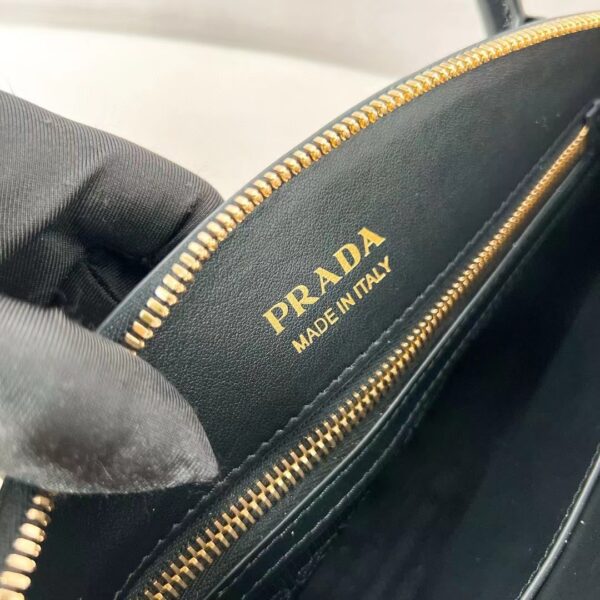 PRADA Small Leather Handbag 1BA427