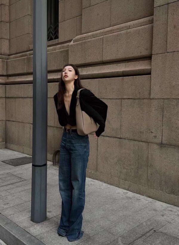 YSL LE 5 À 7 Hobo Bag