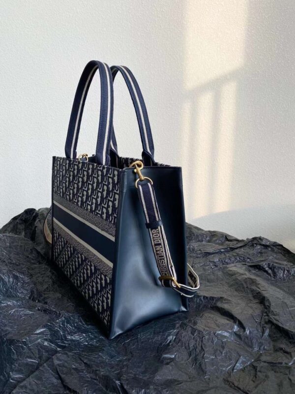 Medium Dior Book Tote