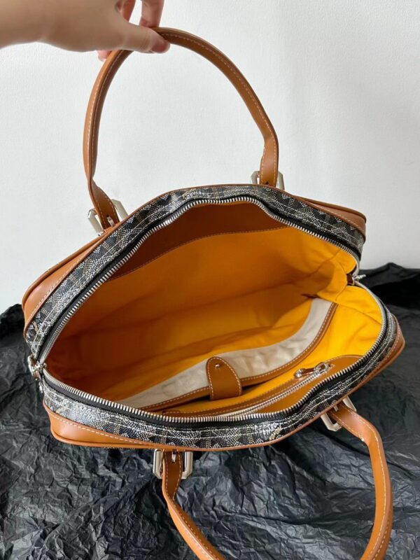 GOYARD Ambassade MM Document Case