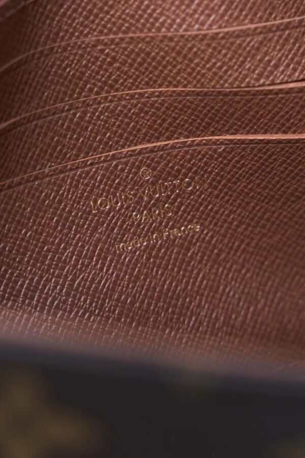 LV WALLET ON CHAIN IVY M81911