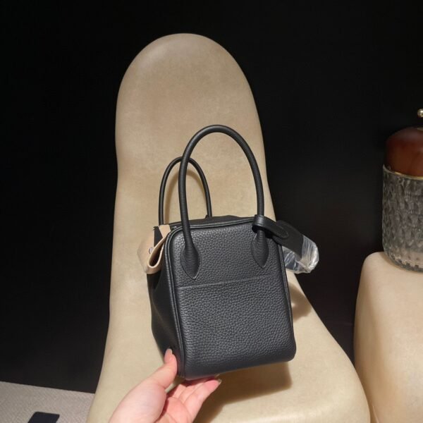 HERMES Lindy 26 Color89 Clemence leather
