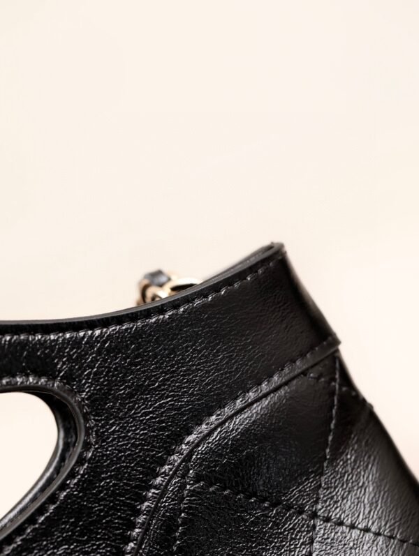 CHANEL 24C 31 Mini Bag